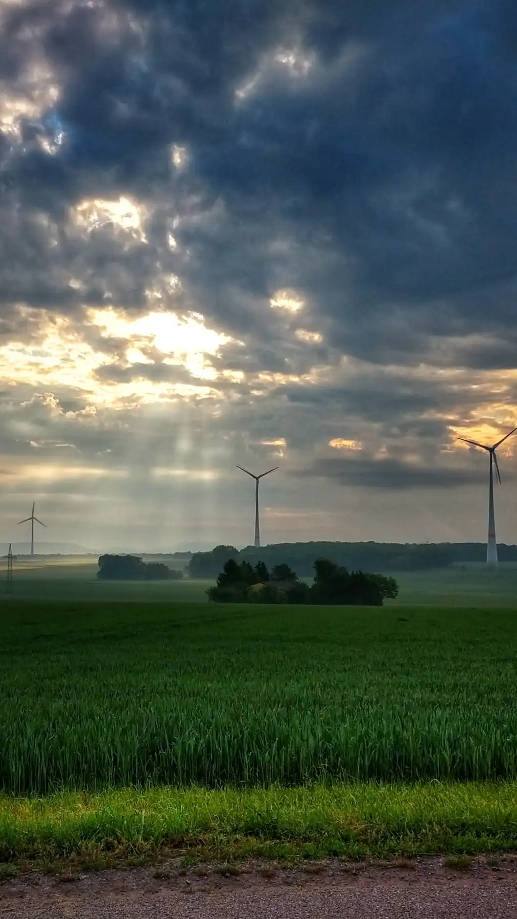 Geistertürme der Morgendämmerung